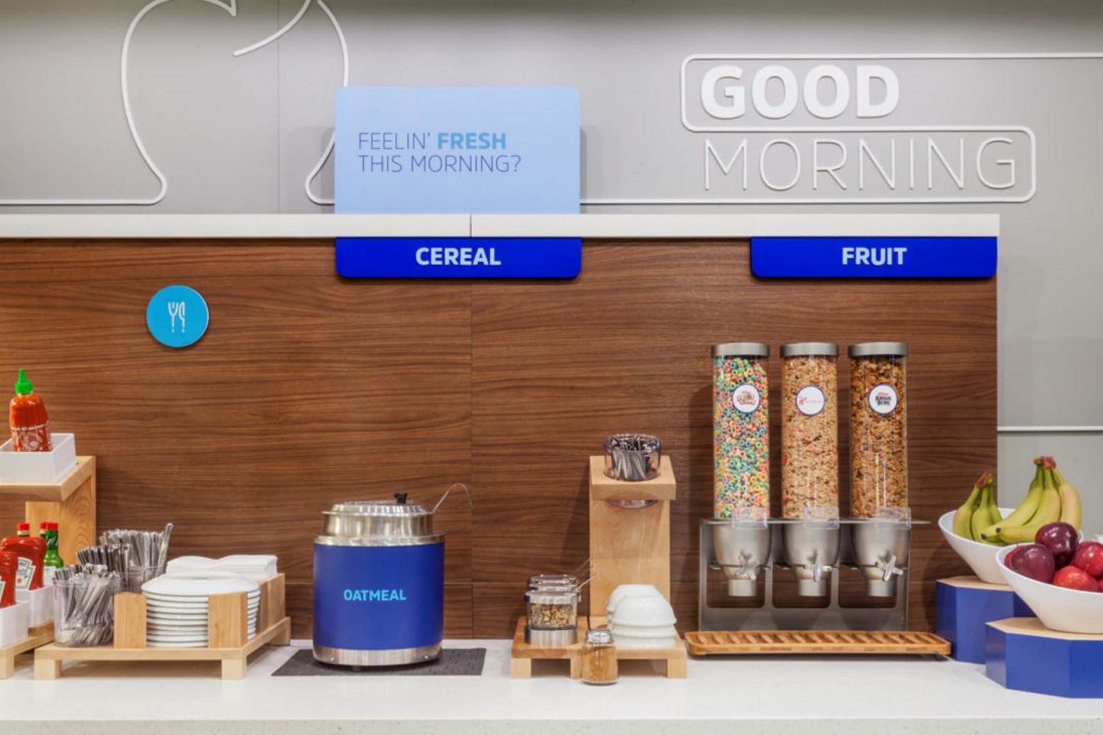 Holiday Inn Express & Suites Pasadena - Los Angeles By Ihg Eksteriør billede