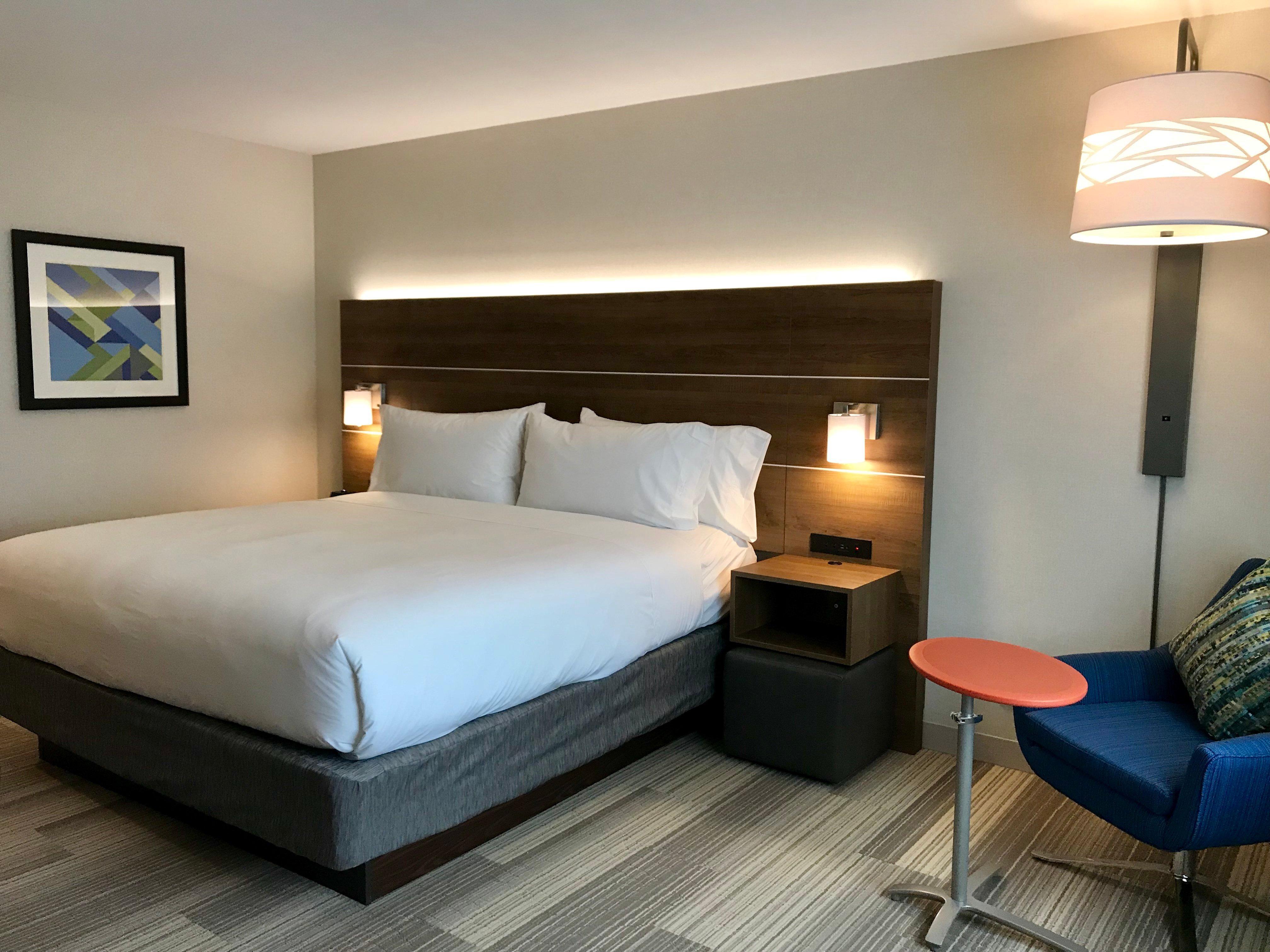 Holiday Inn Express & Suites Pasadena - Los Angeles By Ihg Eksteriør billede