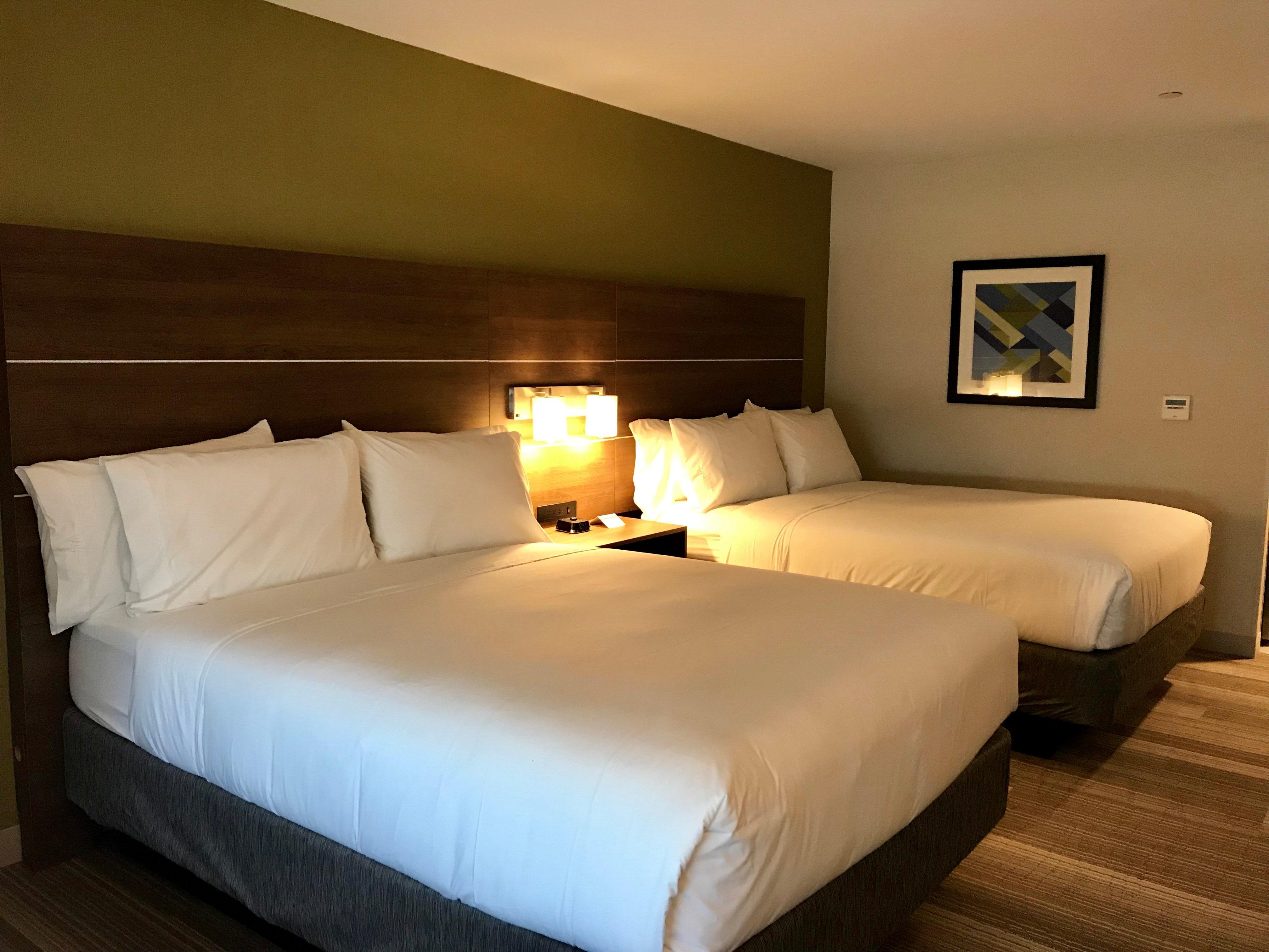 Holiday Inn Express & Suites Pasadena - Los Angeles By Ihg Eksteriør billede