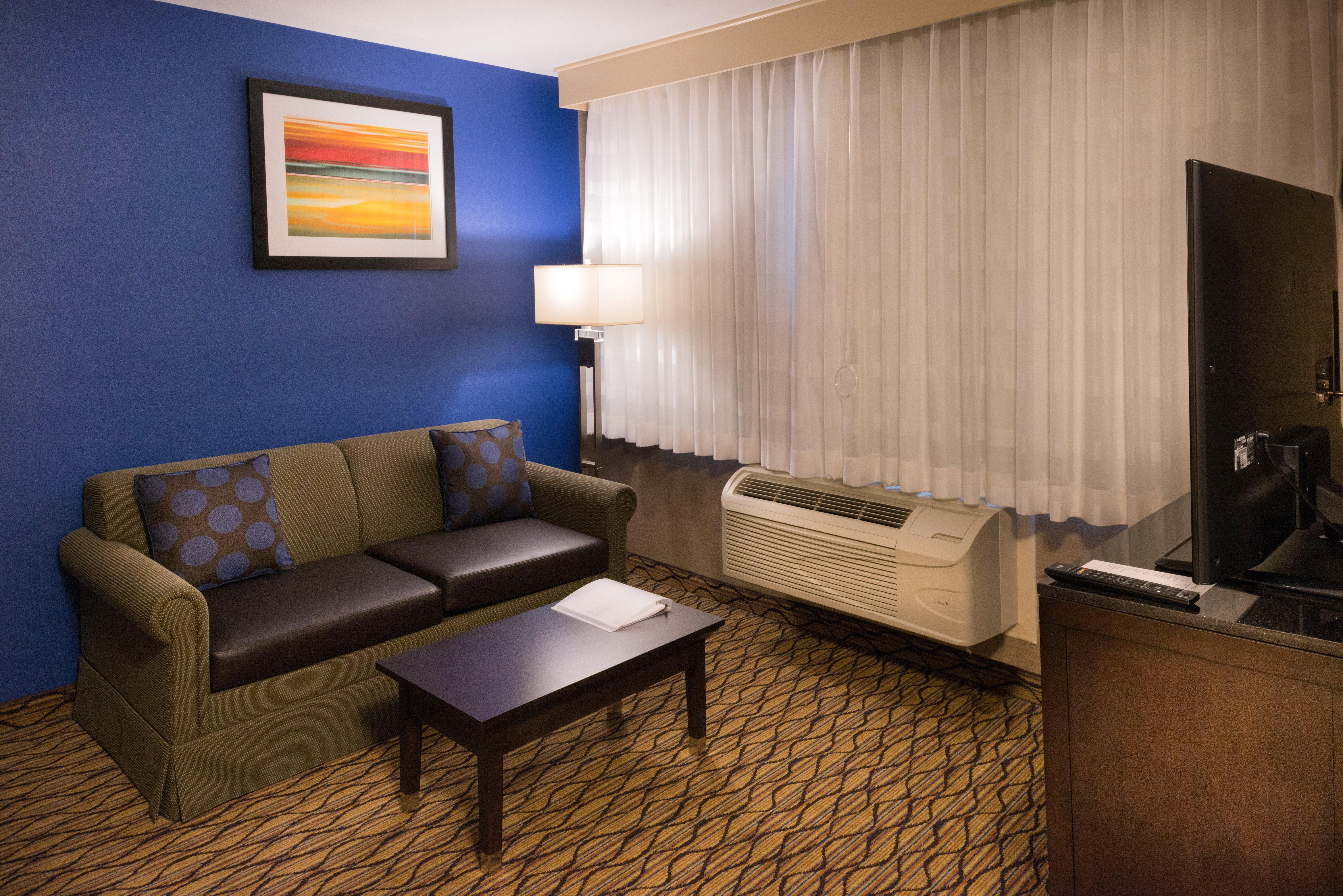 Holiday Inn Express & Suites Pasadena - Los Angeles By Ihg Eksteriør billede