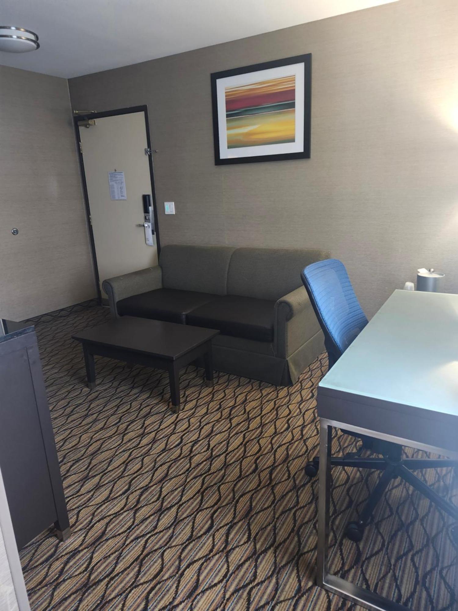 Holiday Inn Express & Suites Pasadena - Los Angeles By Ihg Eksteriør billede